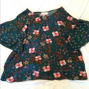 Floral Print blouse (Ties in the back)